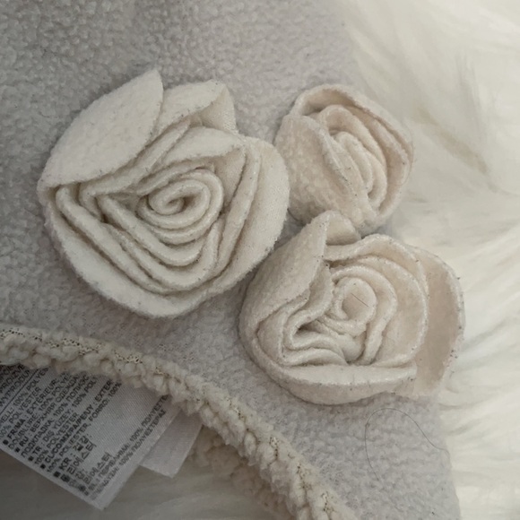 𝅺6/$20 ⭐️ GAP Gray Fleece Sherpa Lined Beanie - Picture 2 of 4